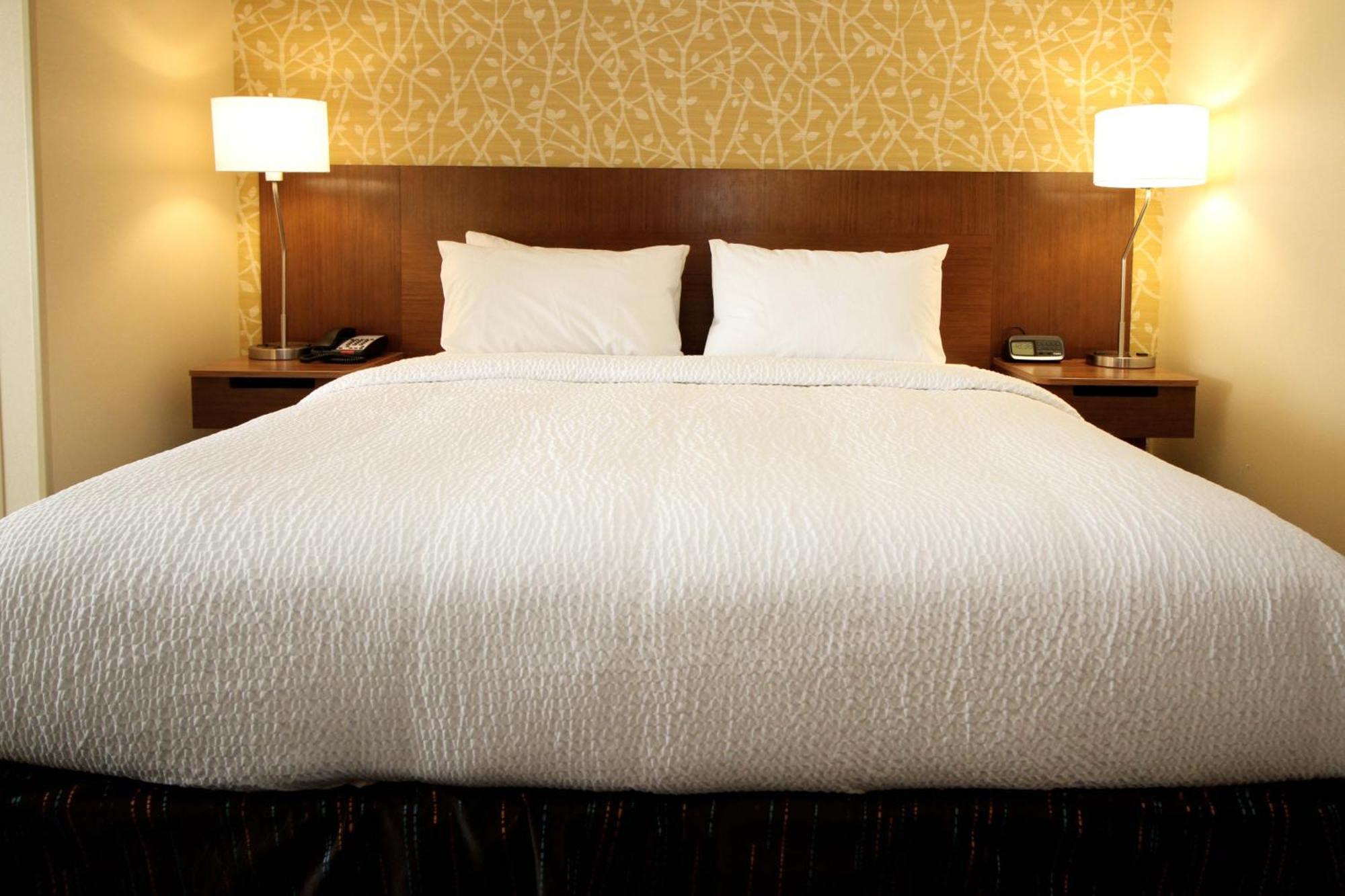 Fairfield & By Marriott 3* London