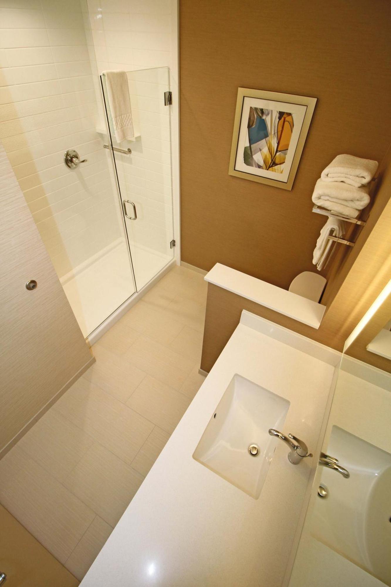 Fairfield & By Marriott Hotel