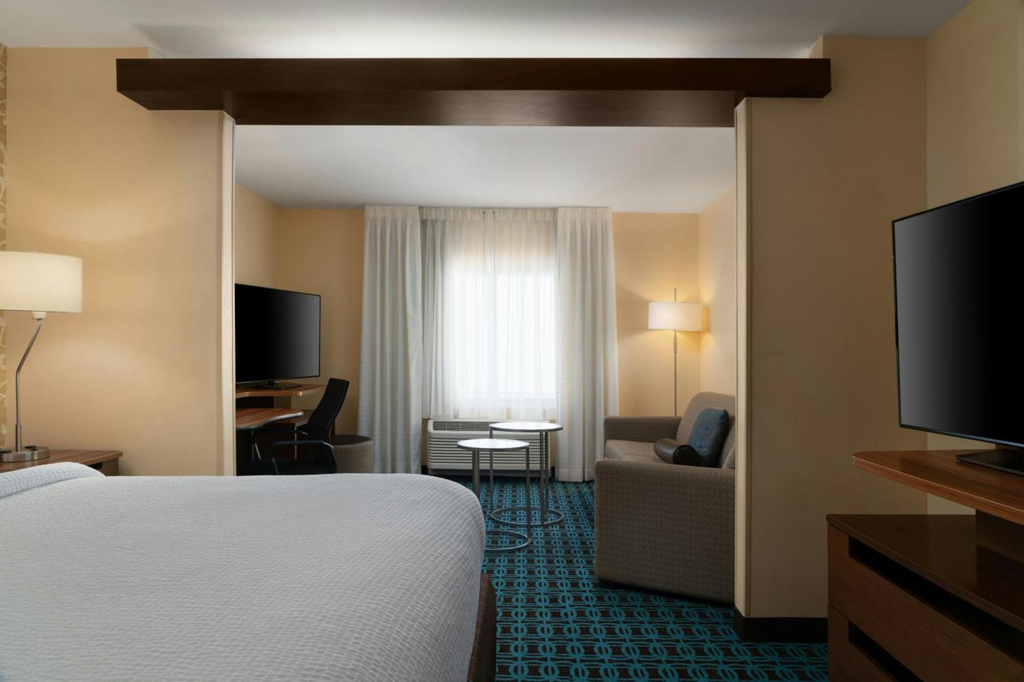 Fairfield & By Marriott 3*