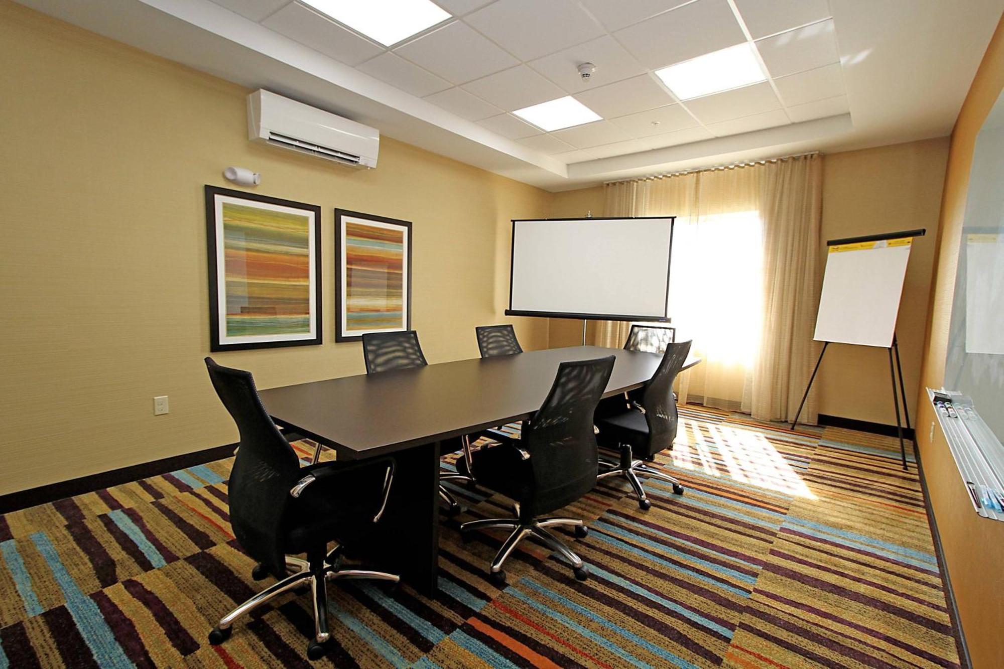 Fairfield & By Marriott 3* London