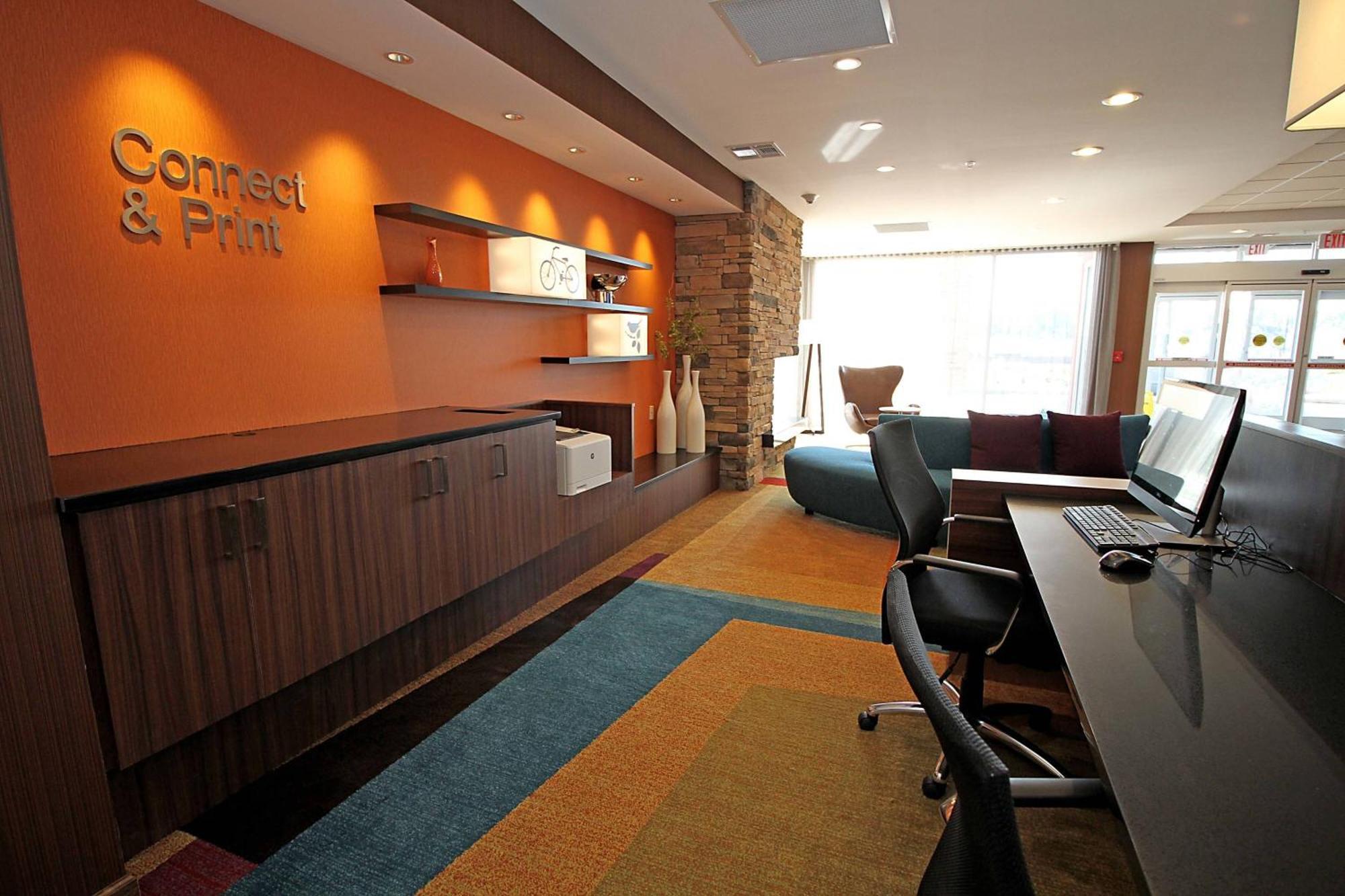 Hotel Fairfield & By Marriott 3*