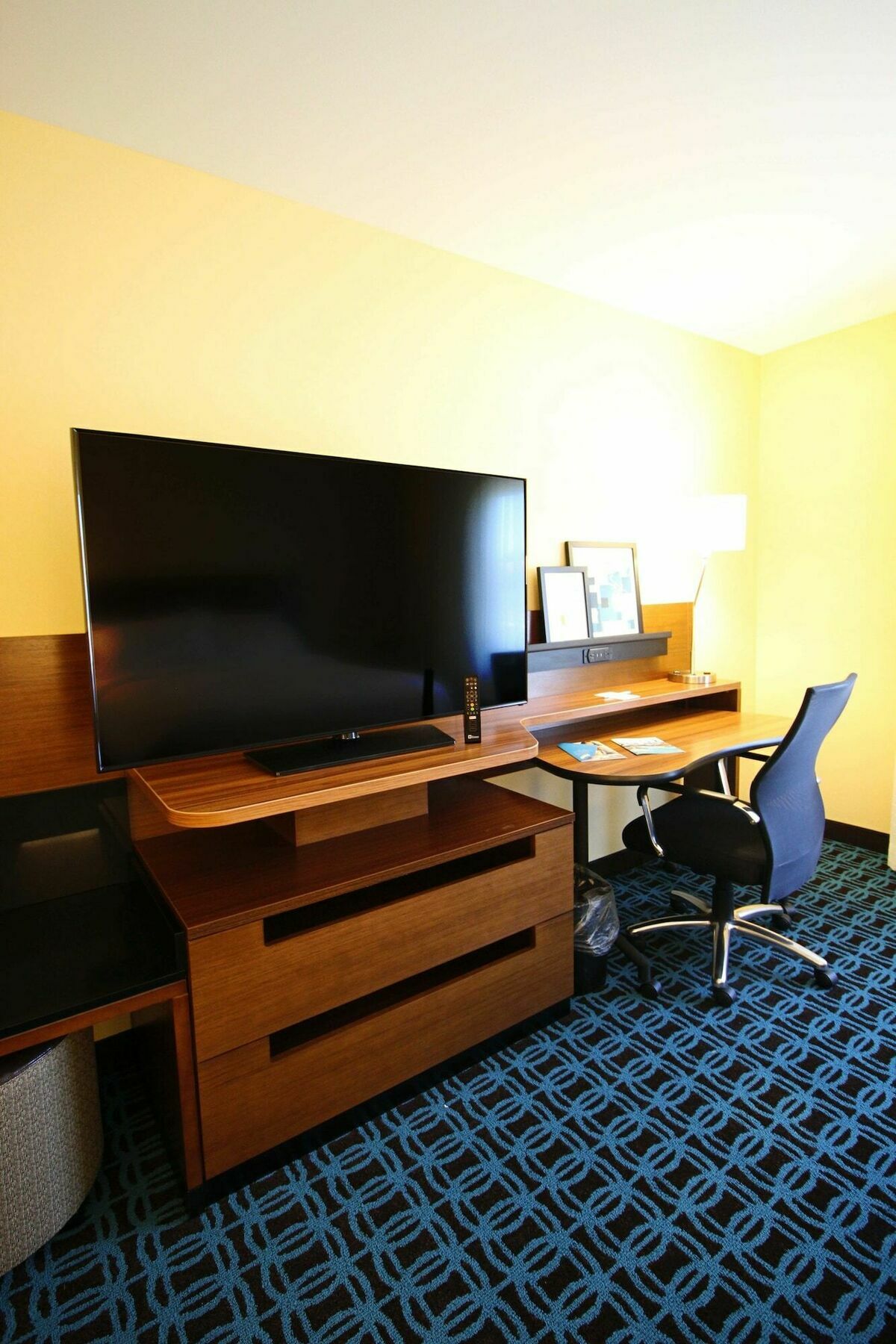 Fairfield & By Marriott Hotel 3*